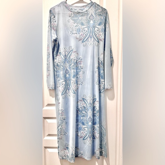 Gianni Bini Floral Mesh Printed Long Sleeve Midi Dress w Tonal Slip - Picture 7 of 8